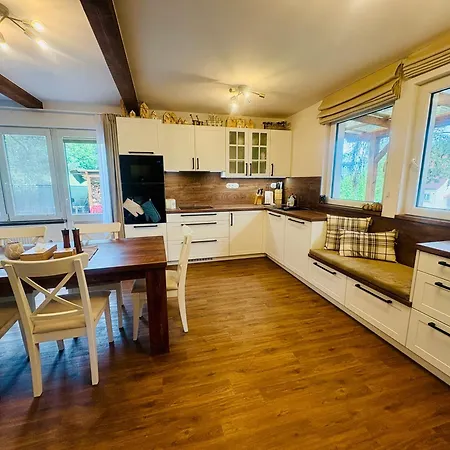 6 Prázdninový dům *